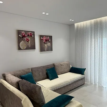 Apartment Alpha Lux *