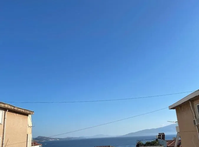 Alpha Lux * Sarandë