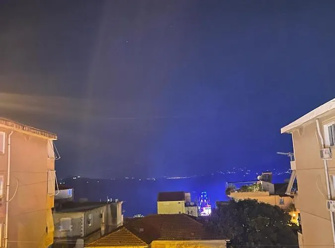 Alpha Lux Apartment *